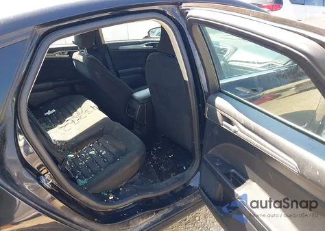 2017 Ford Fusion Hybrid Se z USA, uszkodzony, nr VIN 3FA6P0LU7HR387944